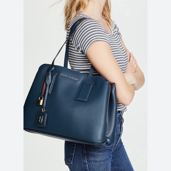 SOLD!!Mark Jacobs The Editor Logo Leather Tote Bag in Blue Sea - Picture 8 of 10